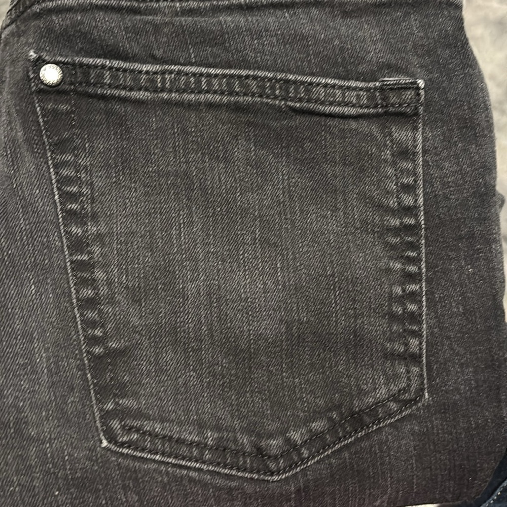 H&M Size 33/32 Black Skinny Light Distressed Jeans 98% Cotton 2% Elastane - Picture 11 of 11